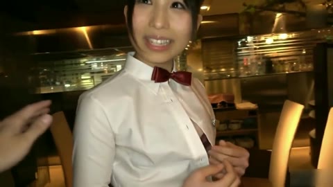 【炎上確実】地元のヤリ友と極秘の店内セックス　個人撮影