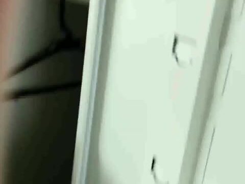 【再販】【流出】東京都H市スーパー／小柄な美少女に大量連続顔射／怯えるJ○を2人でハメ倒す