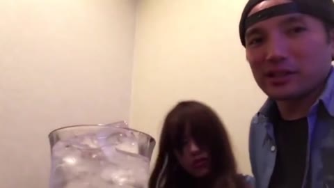 [Unrated] A video of me having sex with my drunk friend's girlfriend at a karaoke bar. LAXD-PPV-10887505