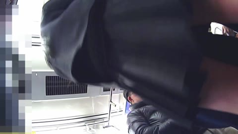 通学！朝の電車でJ◯ちゃん2日間粘着パンチラ！