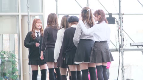 【4K60P】これこそ才色兼美‼某名門大学の美麗JDたちのダンスPart1☆☆☆JK風衣装のミニスカと生足とハイキック！！