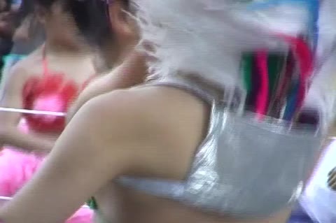 サンバ。Cセクシービキニ！！発育途中の乳がブラから飛びでる!?ドキドキ感たまりません！！42