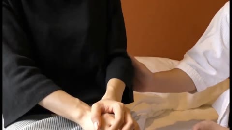 【個 無】超絶美人妻さゆりさん☆透き通るような白くスレンダーな体に☆おやじのチ●ポが突き刺さる・・・