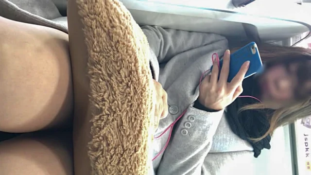 めっちゃ可愛いのに脚も綺麗すぎるクソエロJD [185MB]