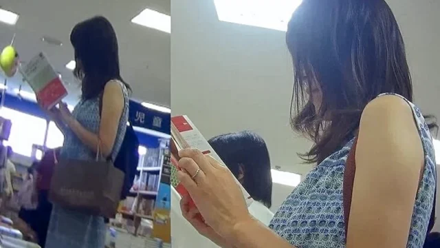 人妻パンチラ逆さ撮り06 [537MB]