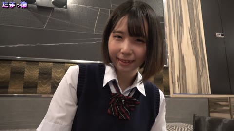 目がいっちゃってる～！デンマとバイブとおじ●ンで無限逝き地獄！激エロ騎乗位からの感度抜群おまん●こに中出し！①