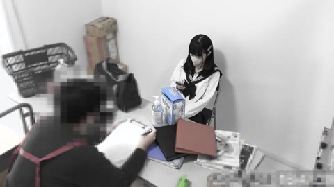 ②小柄J●撃退チカン。スーパーのバックヤードにて【上半身セクハラMIX編（前編）】