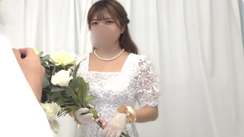 花嫁さんの胸ちら01【前撮り写真/胸ちら】